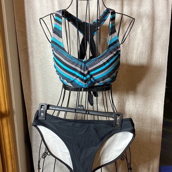 Mossimo Supply Co. Other - Mossimo swimsuit🏖​​